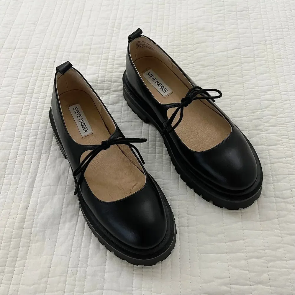 Steve Madden Landon Platform Mary Janes Women's Size 8 Black Flats